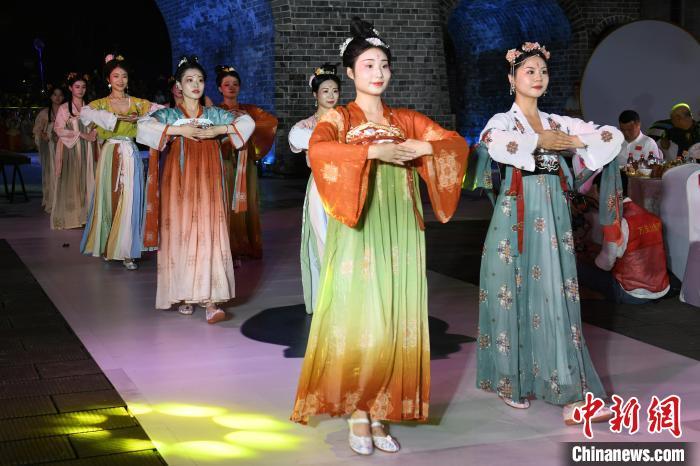 新威尼斯下载